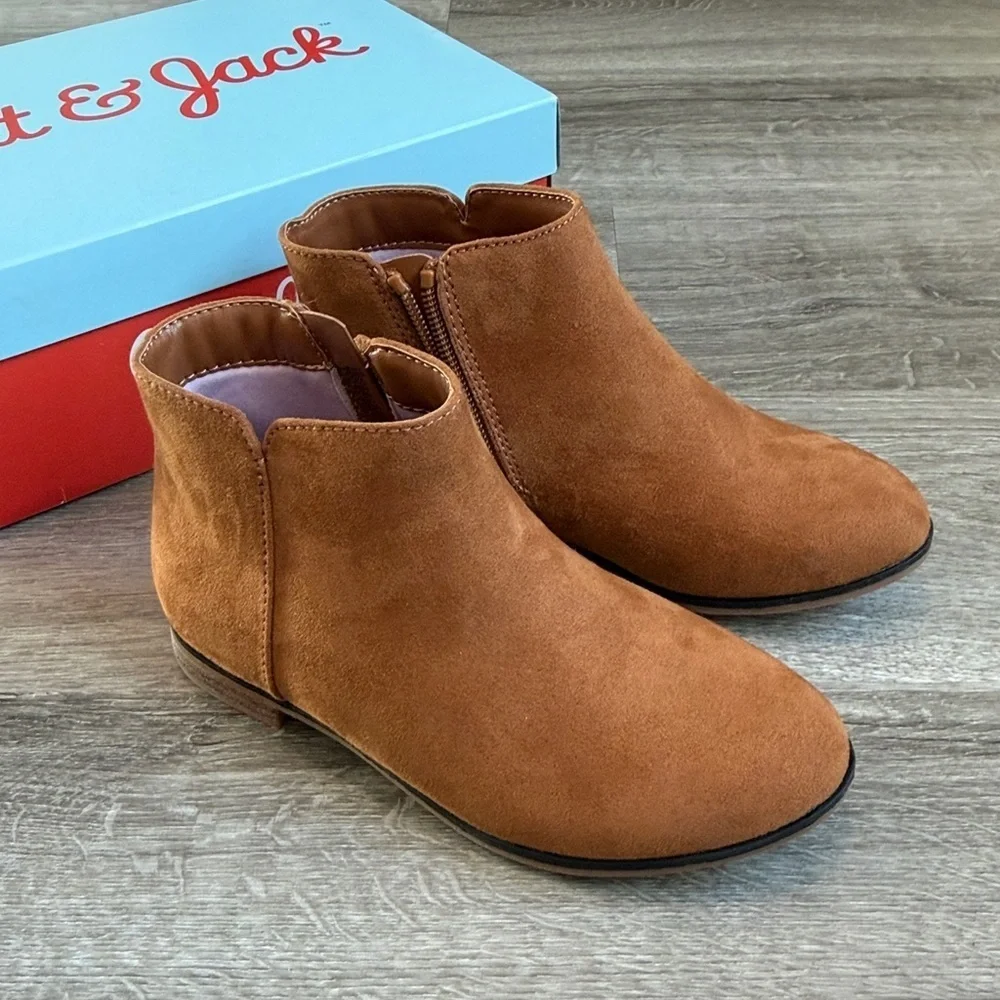 NEW Cat & Jack cognac ankle boots